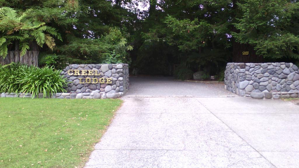 Creel Lodge Turangi Bagian luar foto